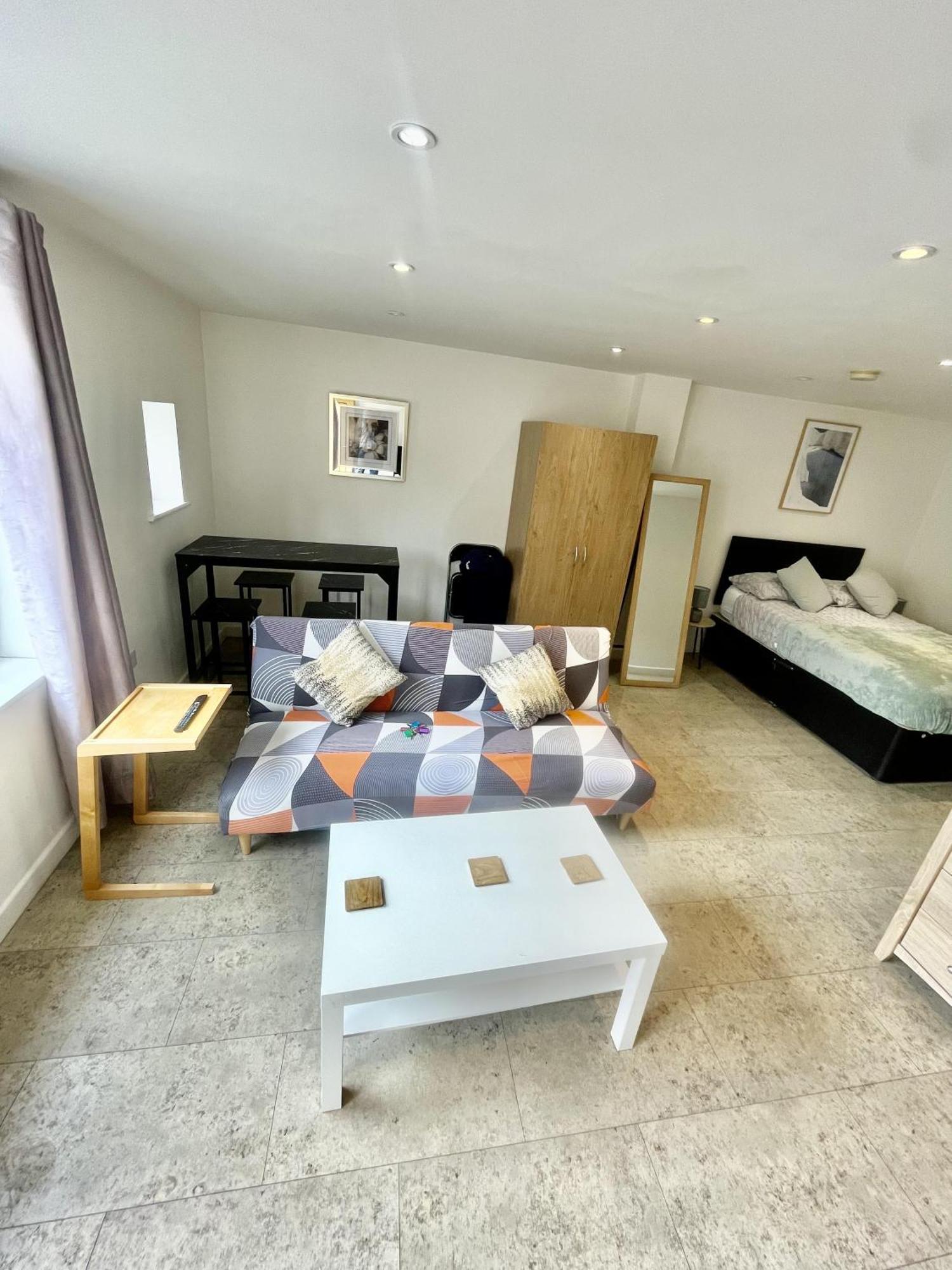 Beautiful Studio In Cambridge City Centre Exteriör bild