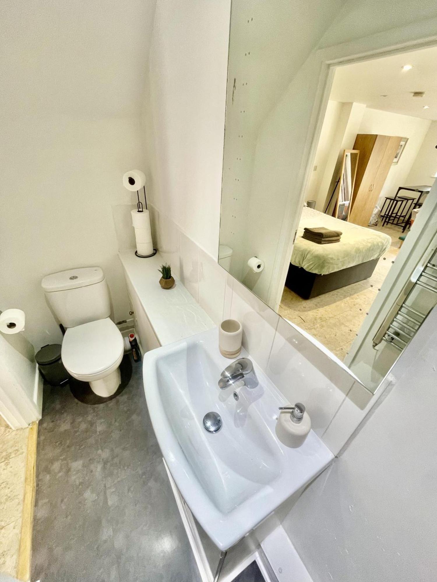 Beautiful Studio In Cambridge City Centre Exteriör bild