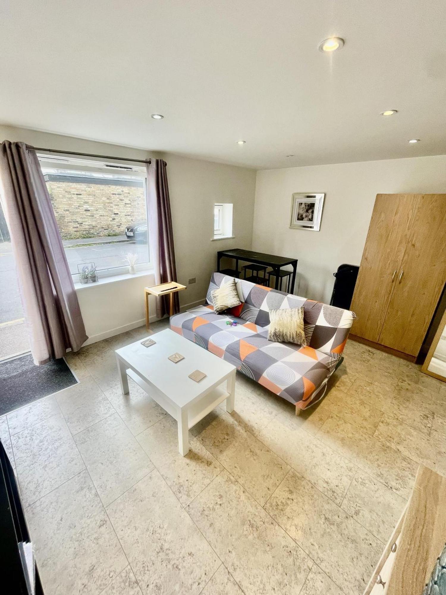 Beautiful Studio In Cambridge City Centre Exteriör bild