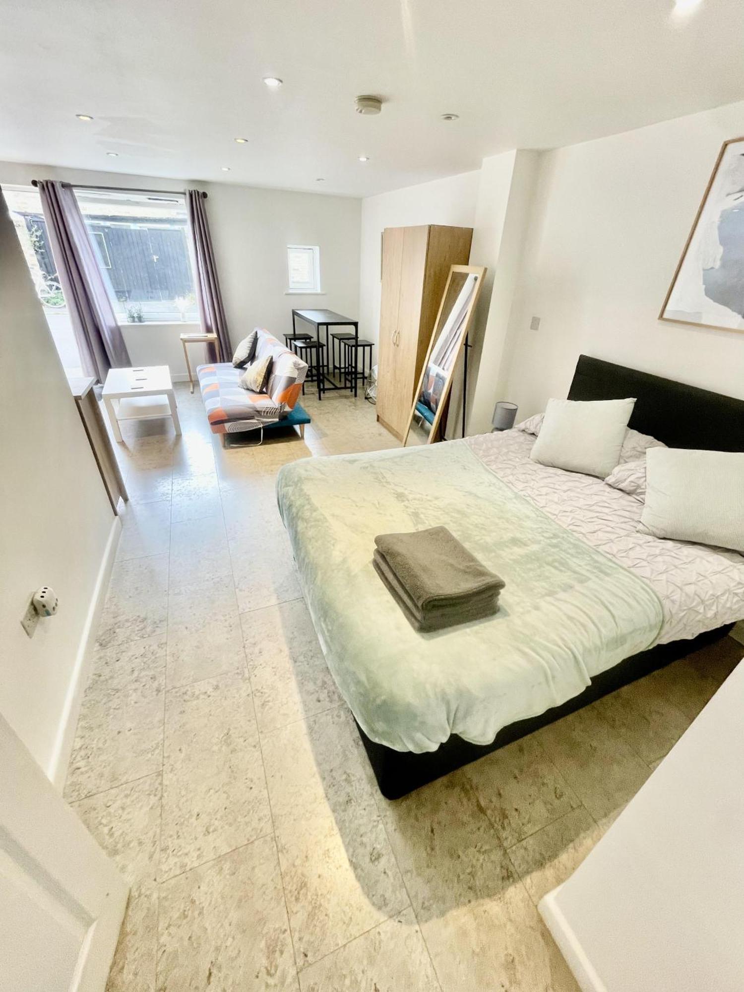 Beautiful Studio In Cambridge City Centre Exteriör bild